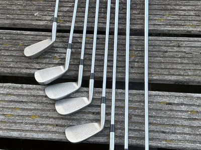 Dunlop Black TI 3-P Irons