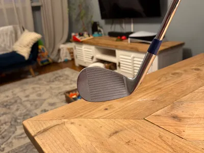 Snake Eyes 52 Graden Wedge - KBS Steel Stiff Shaft