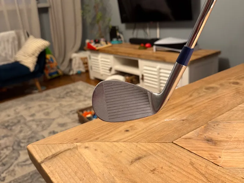 Snake Eyes 52 Graden Wedge - KBS Steel Stiff Shaft